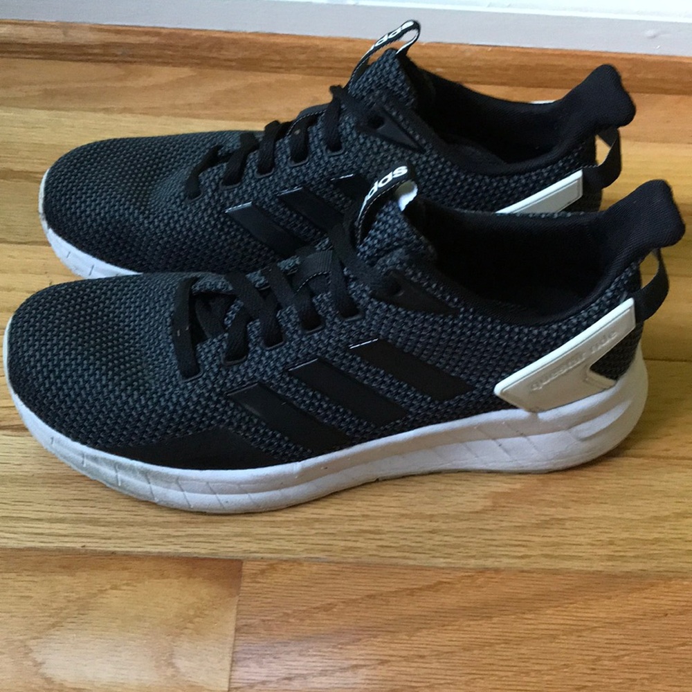 Adidas Questar Ride Sneakers